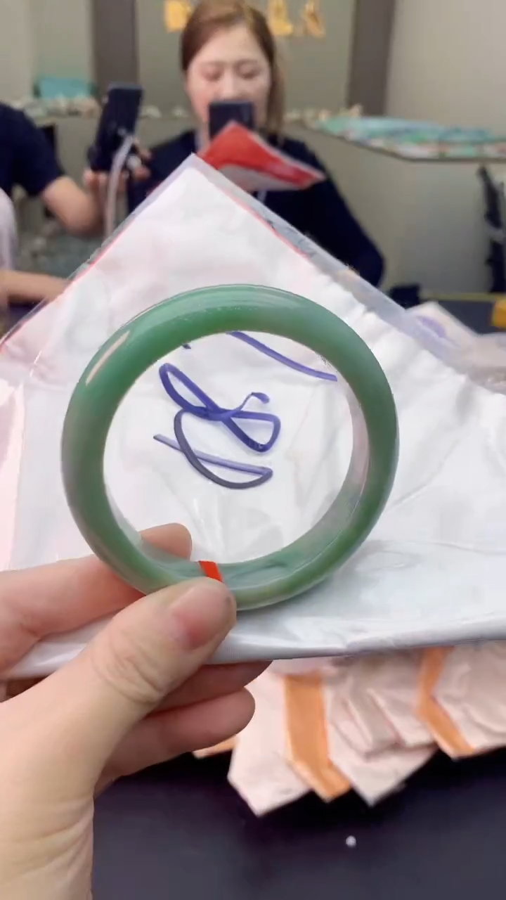 翡翠未镶嵌手镯0347684581