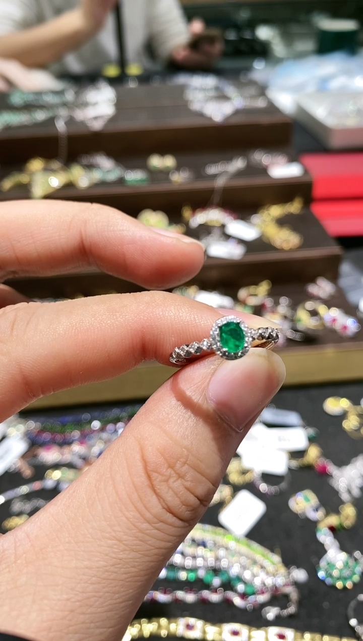 【闪购商品】祖母绿戒指银S925镶嵌戒指