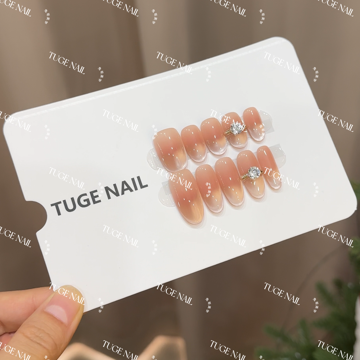 TugeNail “玫瑰誓言”春夏腮红带钻猫眼纯欲手工椭圆穿戴甲TGLI