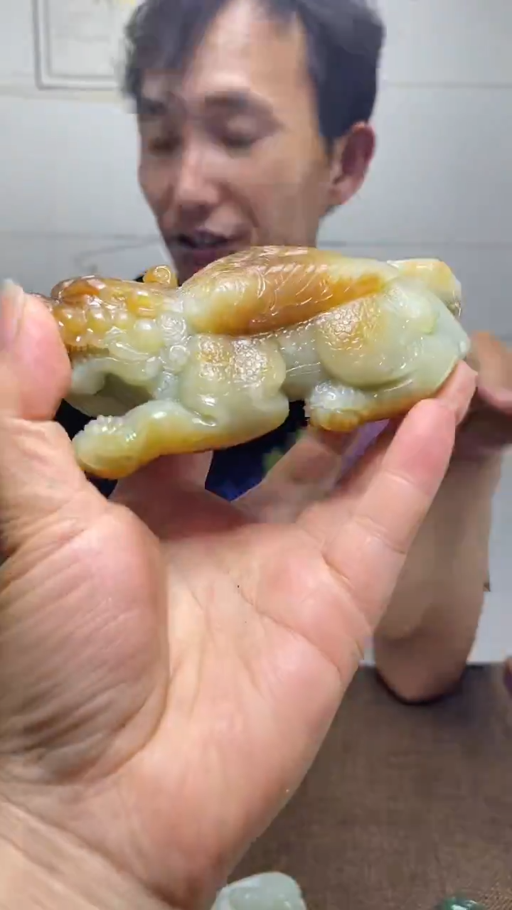 未镶嵌和田玉把件1