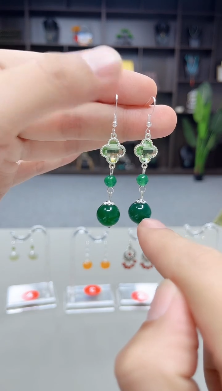 未镶嵌耳饰玛瑙/玉髓705000