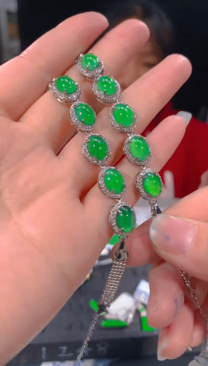 【闪购商品】定制翡翠未镶嵌99多样性发货（发其一）