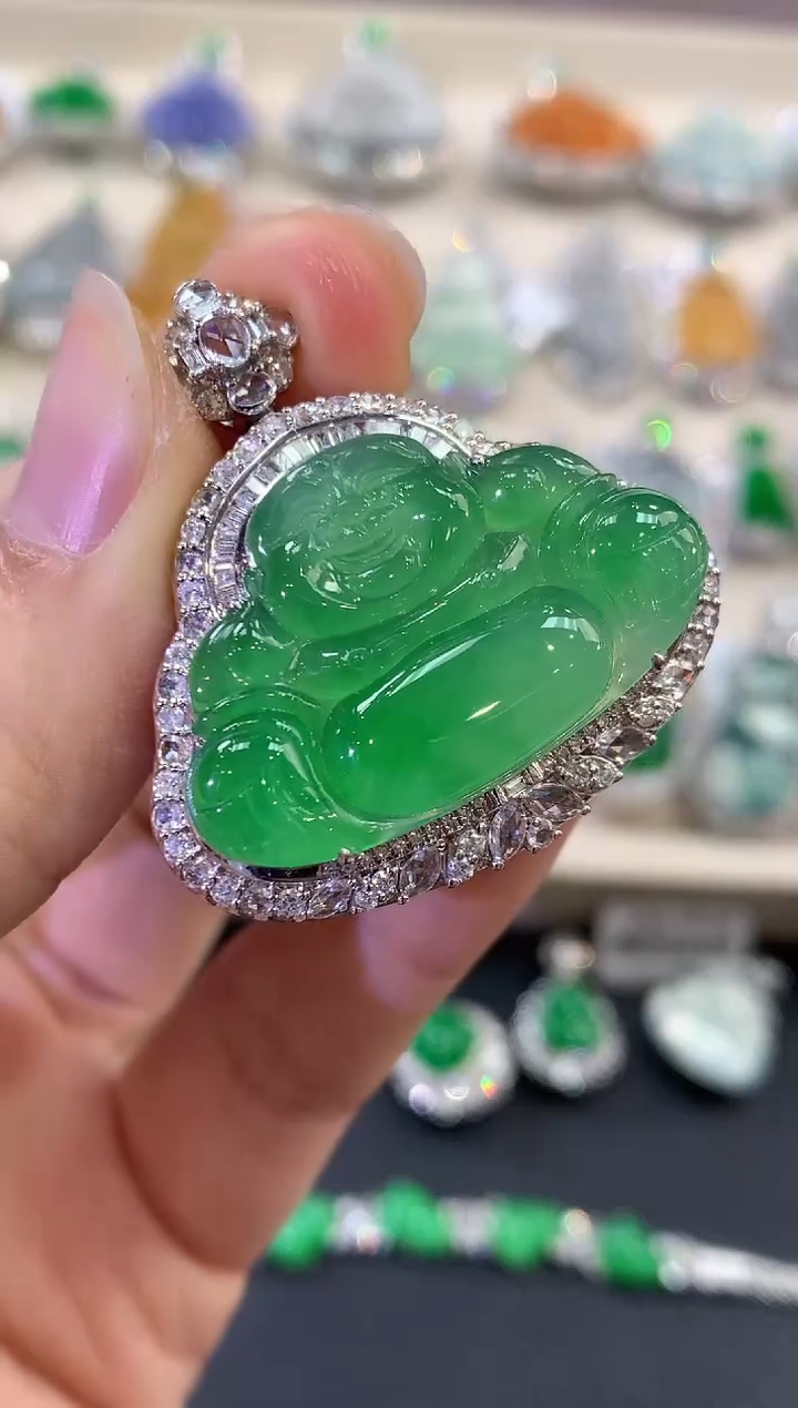 【闪购商品】翡翠吊坠(不含链)18K金镶嵌 D1