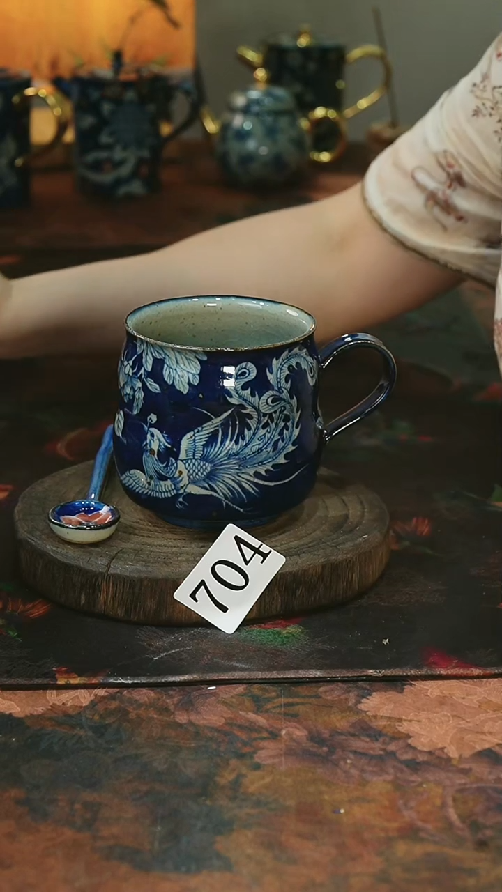 茶碗............704