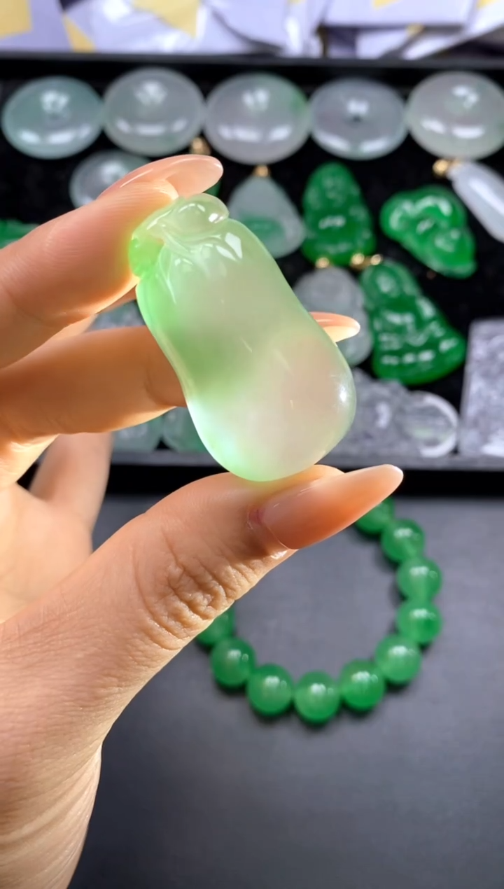 珍品臻选（吊坠配扣头）184