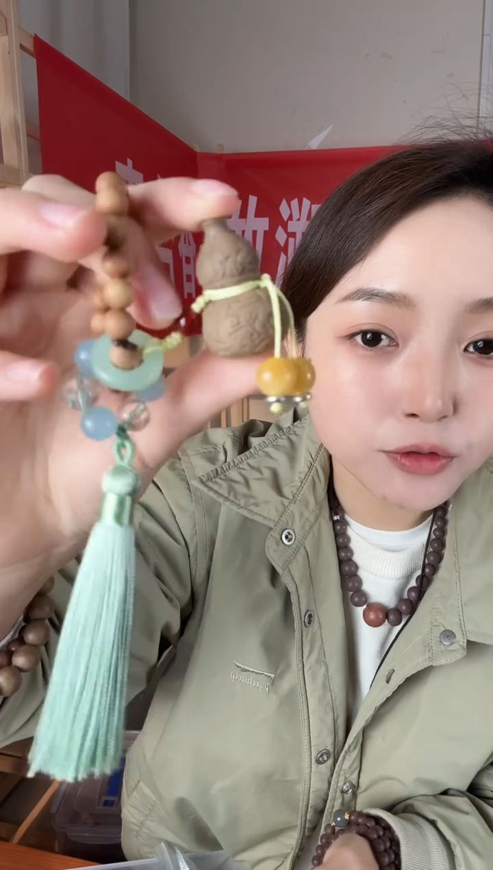 泥塑避疫立体小葫芦挂坠