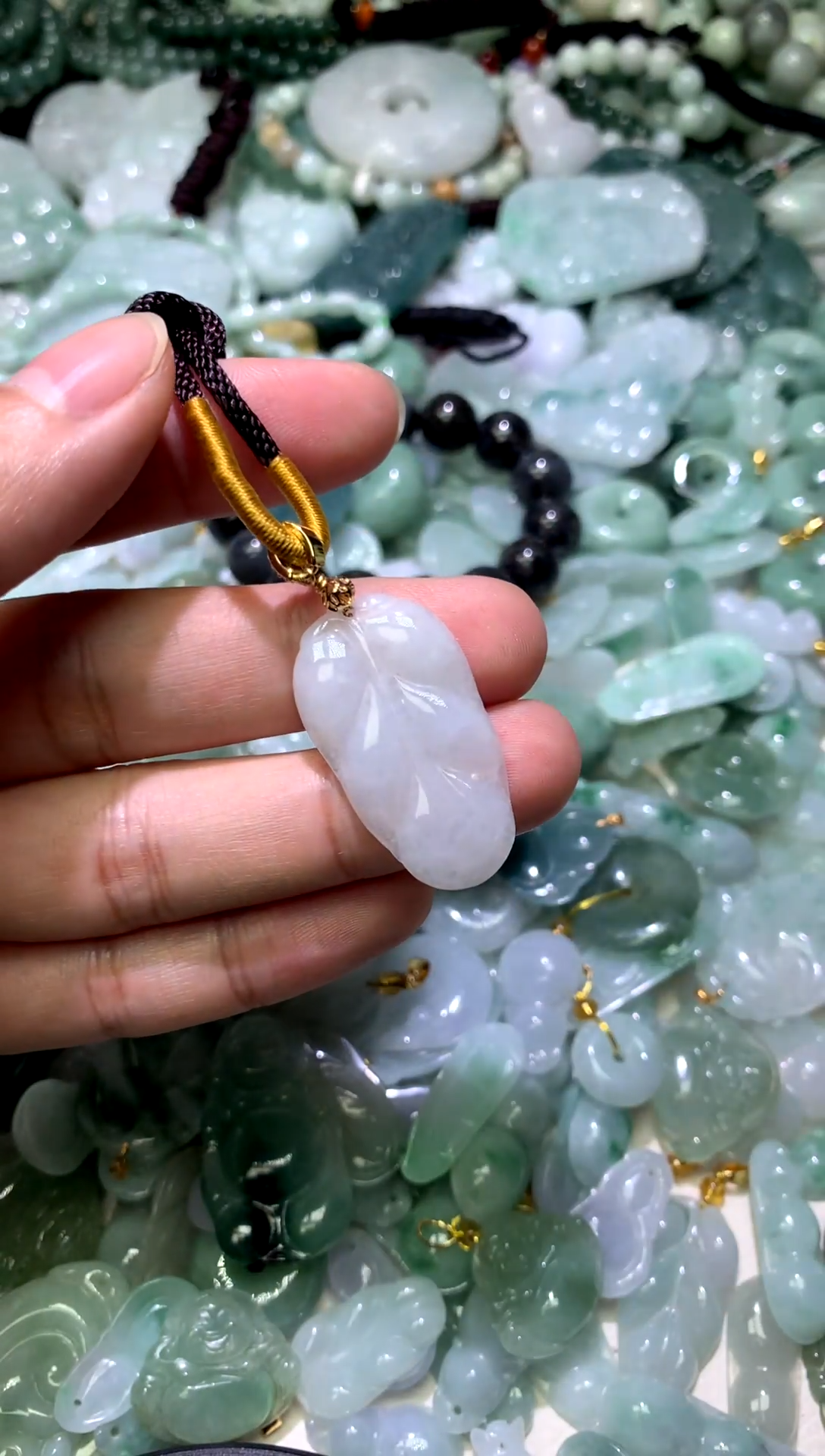 颈饰未镶嵌翡翠1