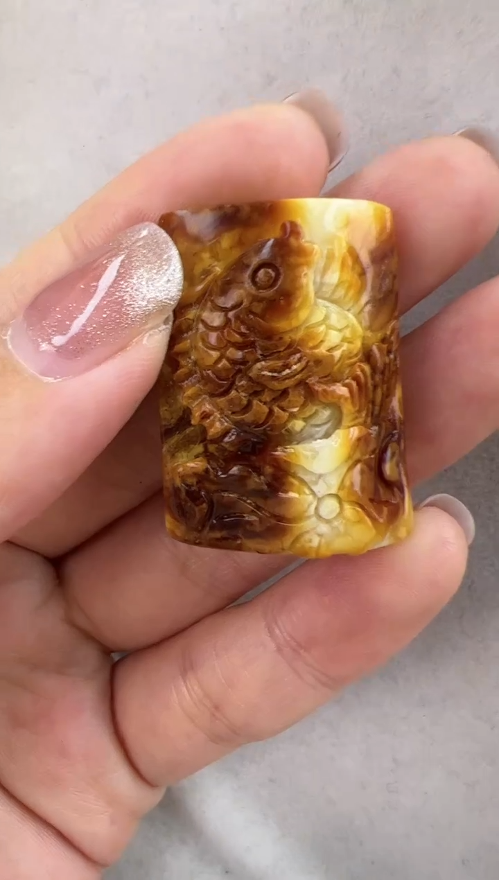 【闪购商品】琥珀裸石未镶嵌10201139-吊坠