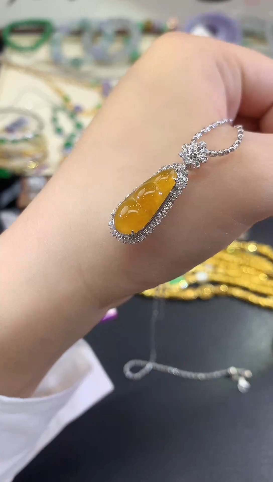 吊坠(不含链)18K金镶嵌翡翠188-吊坠