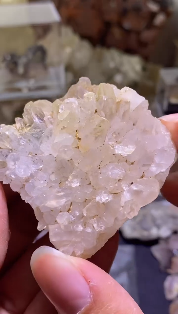 未镶嵌珠宝半成品水晶105号 绿帘花园水晶晶簇