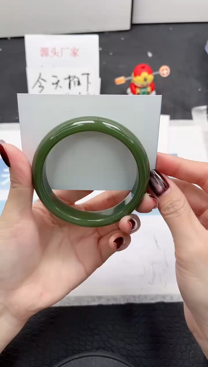 【闪购商品】石英质玉手镯未镶嵌104-62