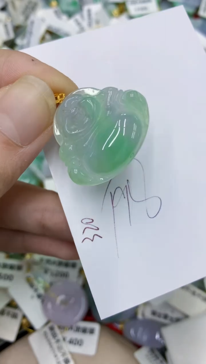 颈饰18K金镶嵌翡翠11111111111