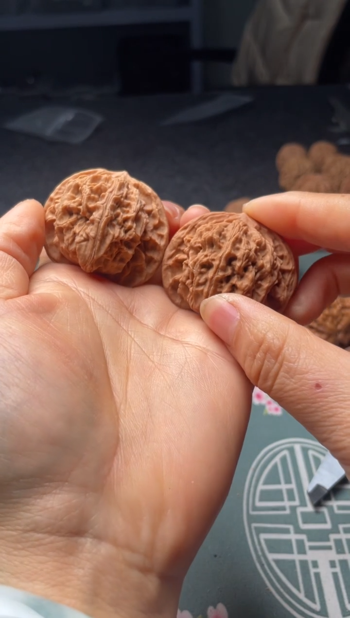 把件文玩核桃w333  盘龙纹 43尺