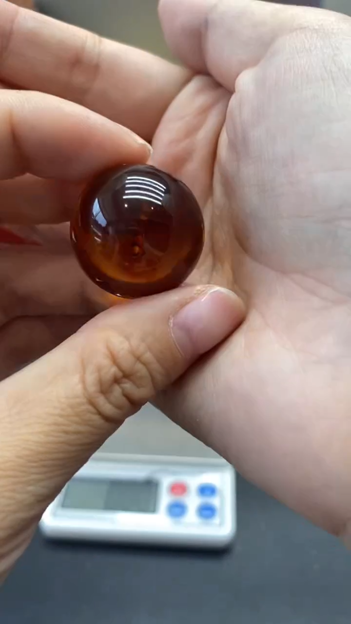 琥珀未镶嵌珠宝奇石2550