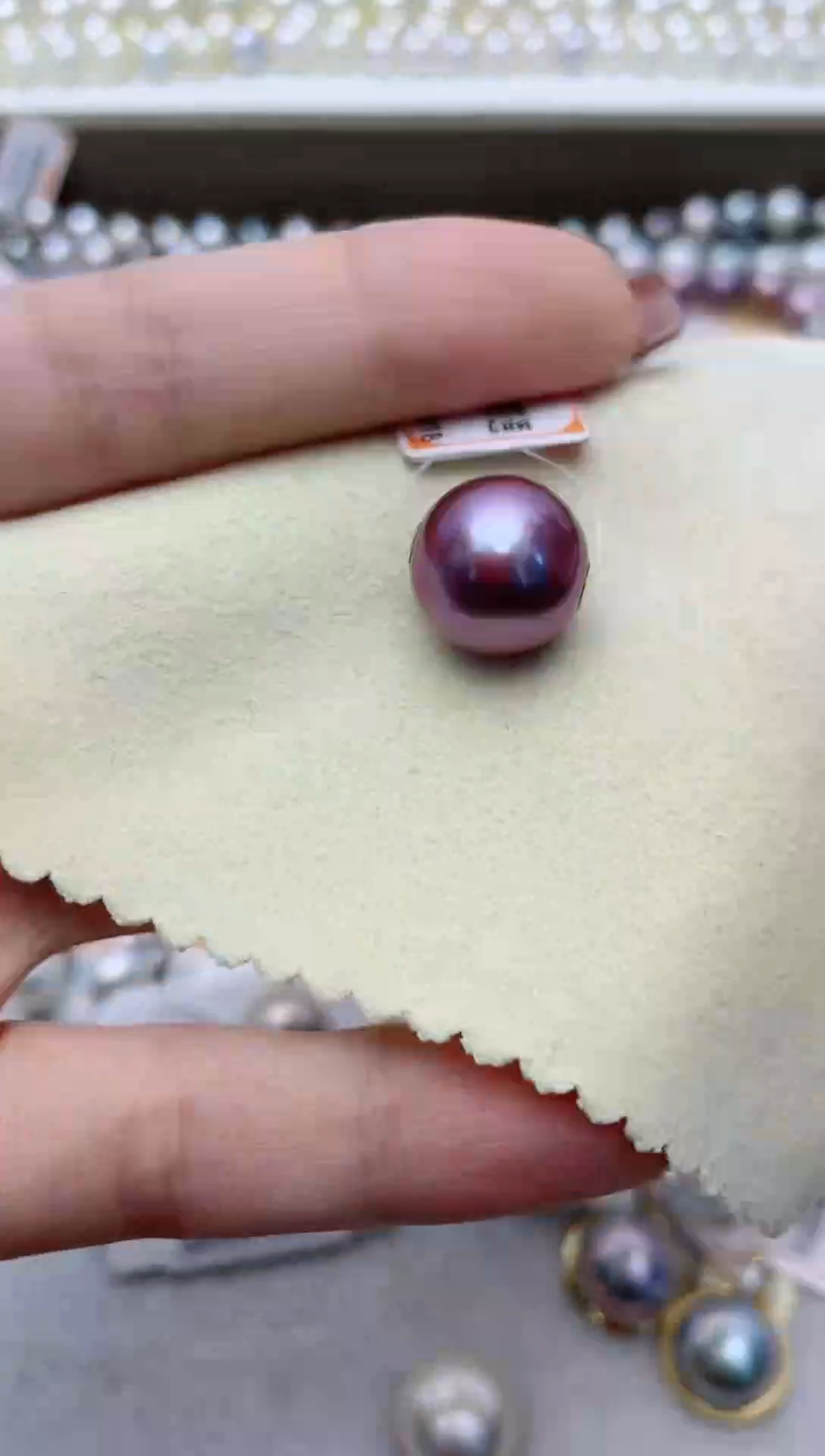 【闪购商品】淡水珍珠颈饰18K金镶嵌W72