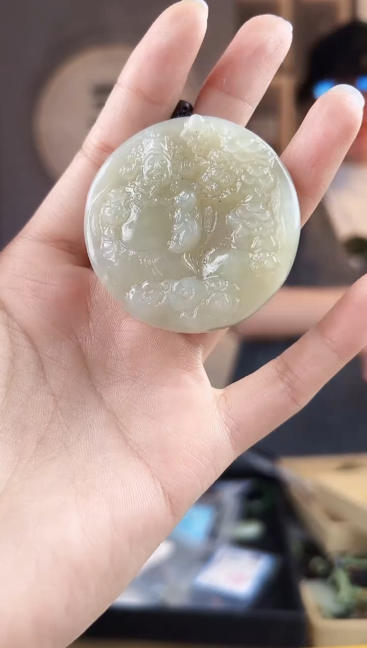 颈饰未镶嵌和田玉拍一发一，多样性发货