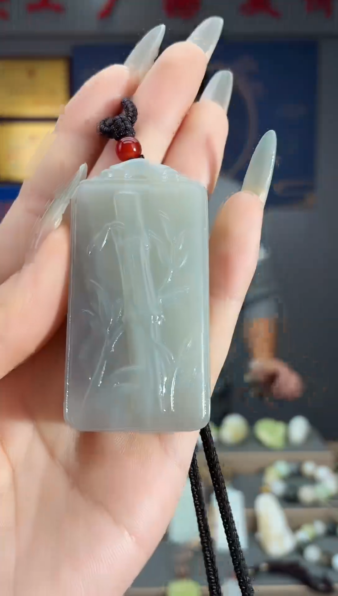 颈饰未镶嵌和田玉1