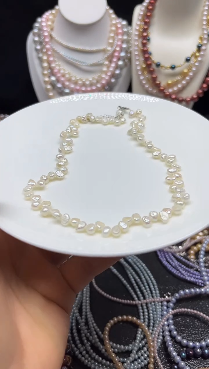 淡水珍珠未镶嵌颈饰多人