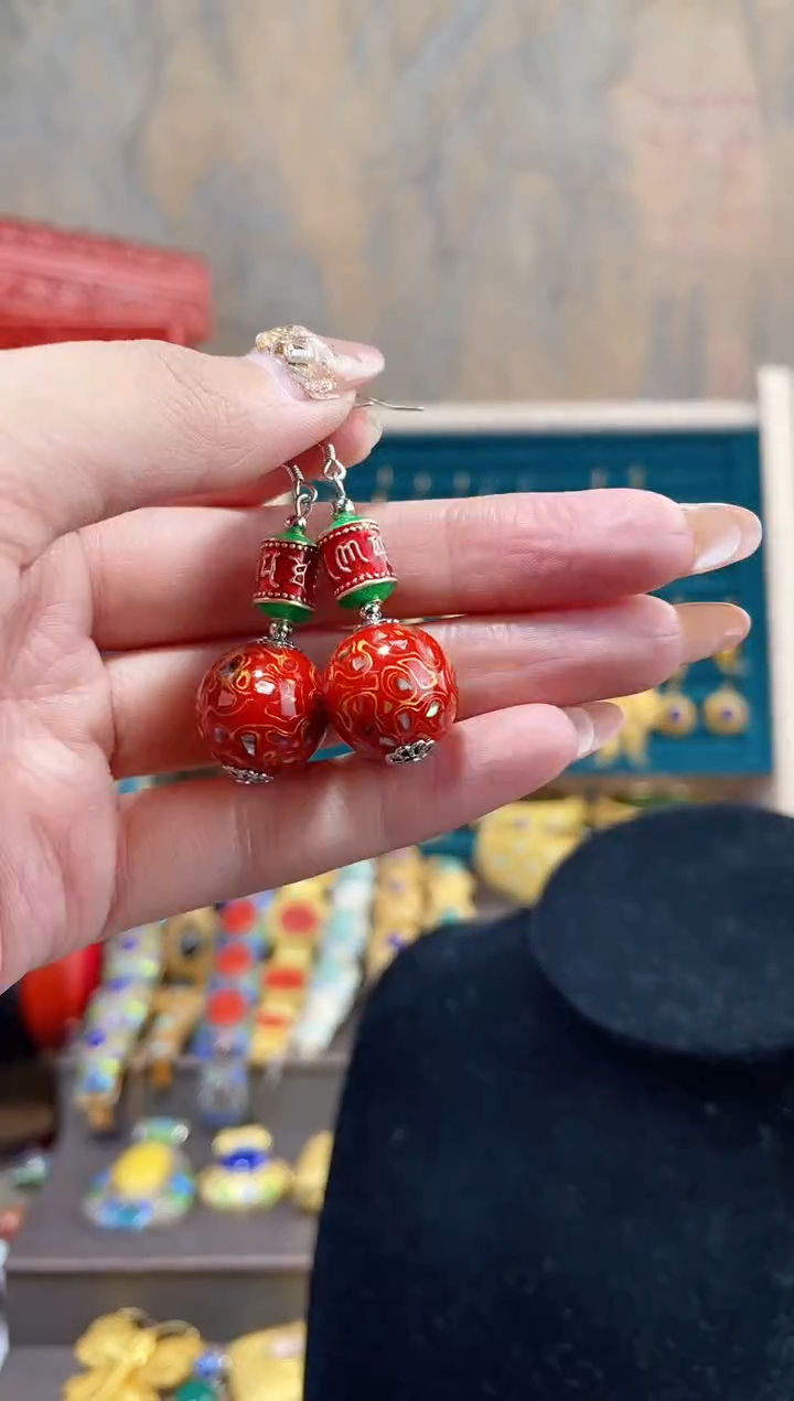 【闪购商品】非遗犀皮漆精品耳环红色