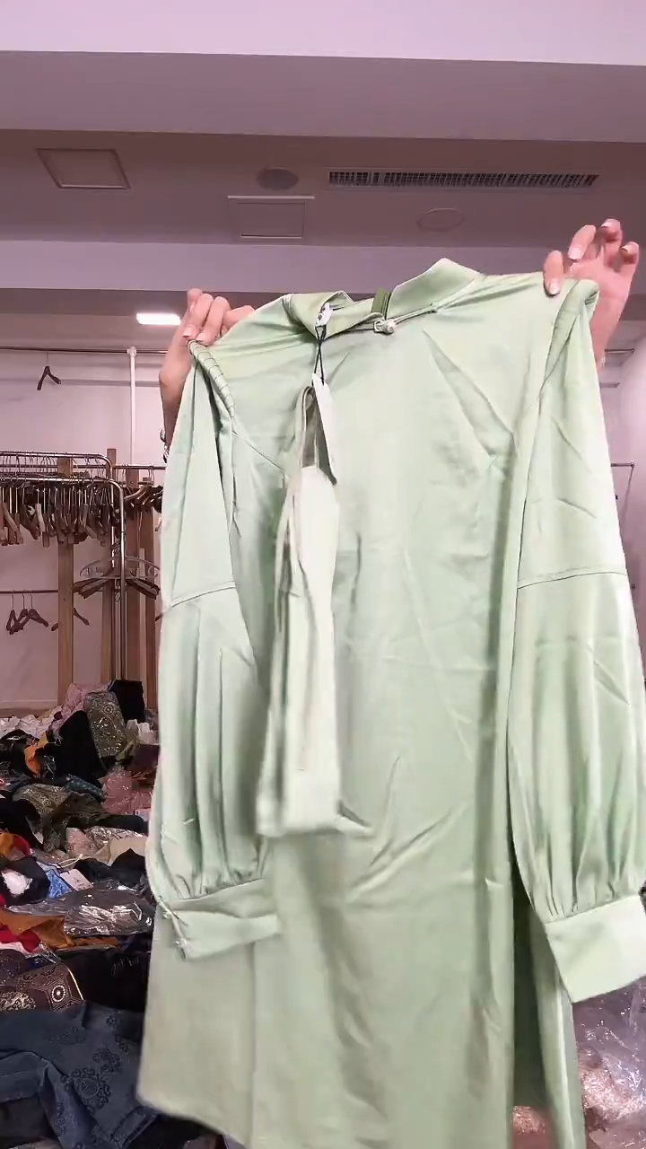 XL码      115-125斤