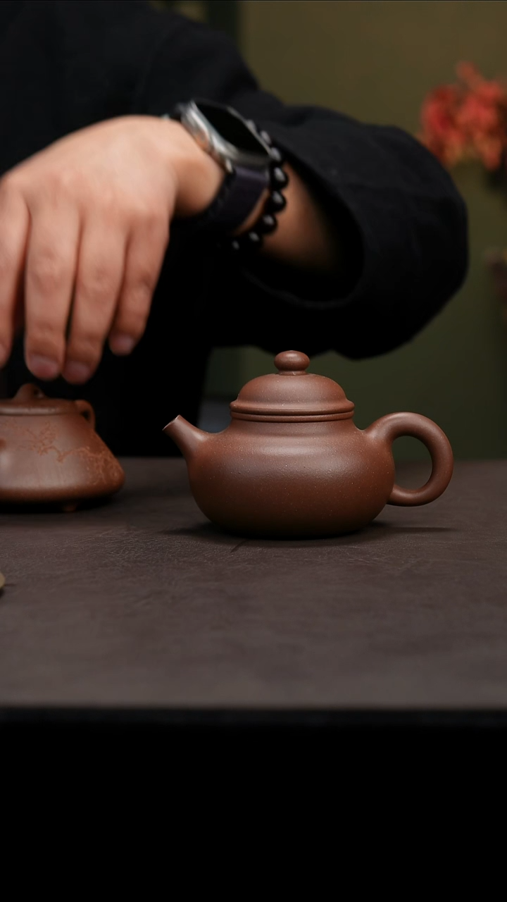 茶壶紫砂努**跑紫砂壶微瑕紫泥容天200cc