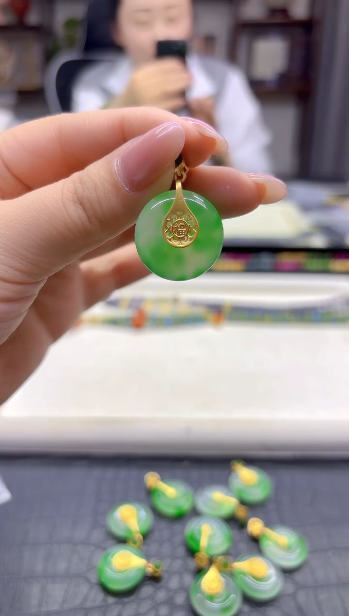 吊坠(赠链)14K金镶嵌翡翠DIY款D141