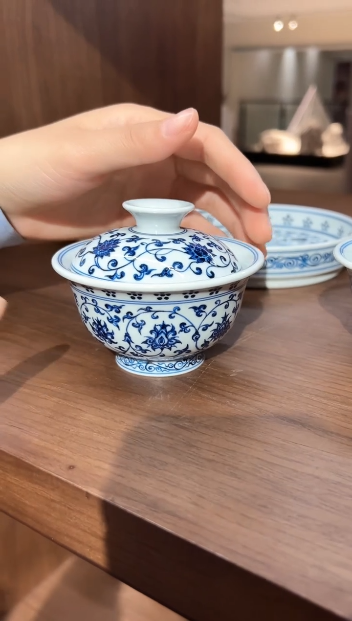 【闪购商品】盖碗常年展缠枝莲盖碗