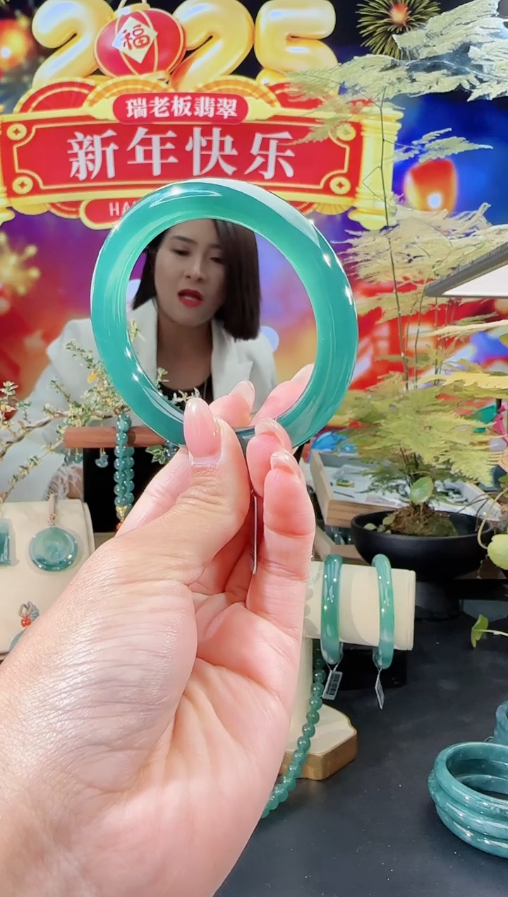 【闪购商品】定制翡翠手镯圆条未镶嵌圈口可选多样性发一