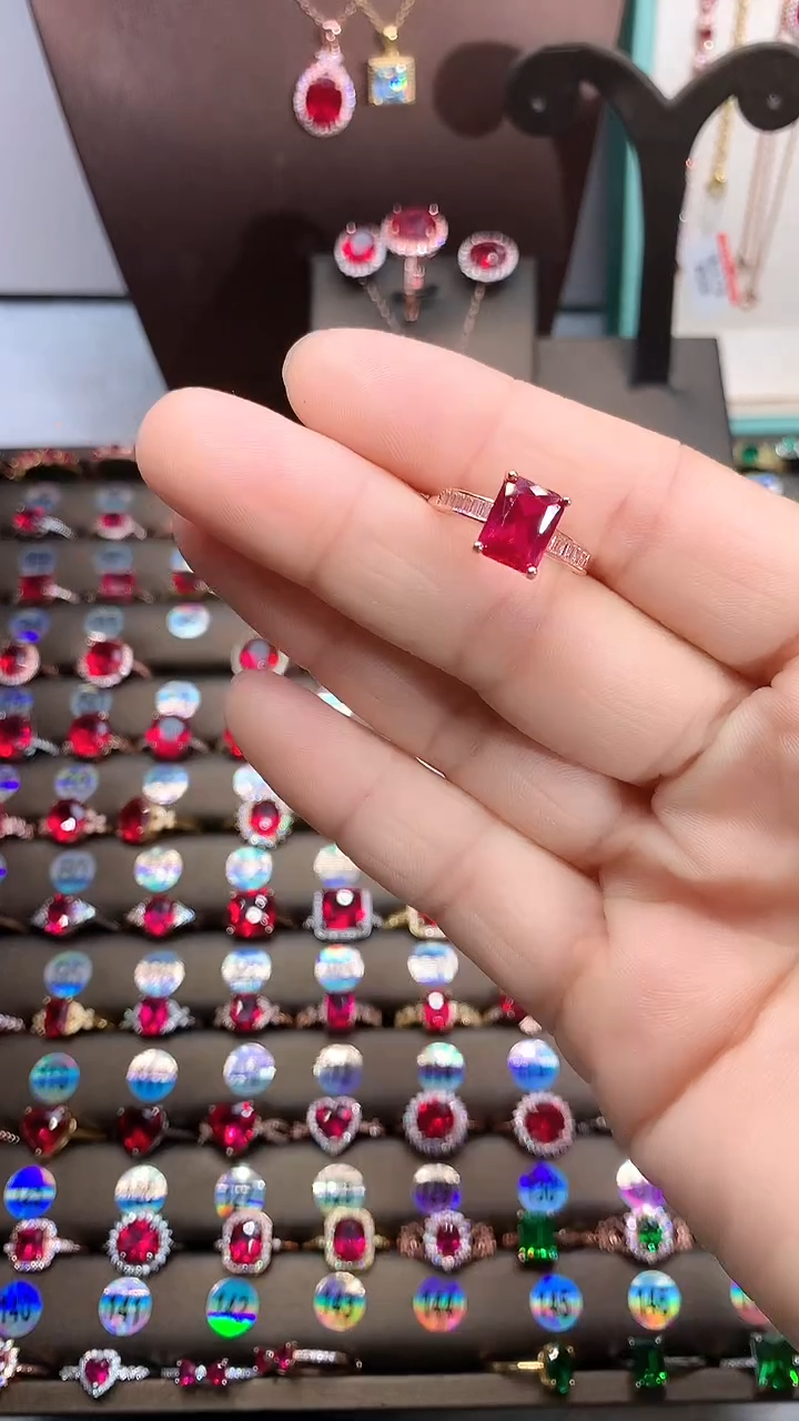 【闪购商品】红宝石戒指银S925镶嵌玫瑰金7.9