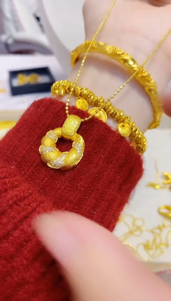 合金无001甜甜圈吊坠
