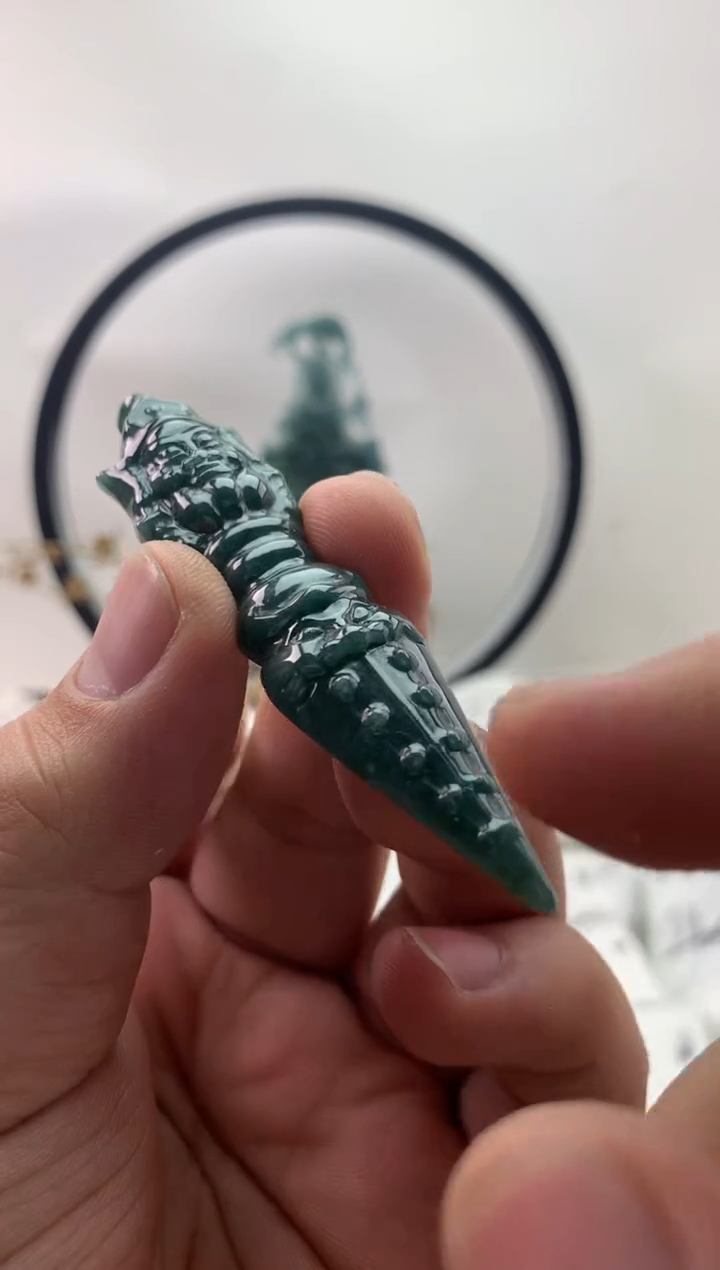 翡翠未镶嵌颈饰降魔杵【品质一般能接受再拍】