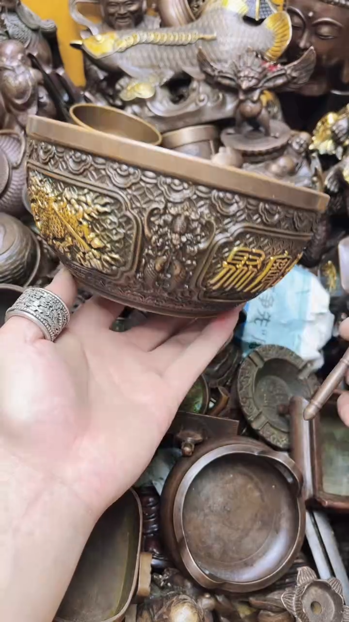 精美铜器  点击下单