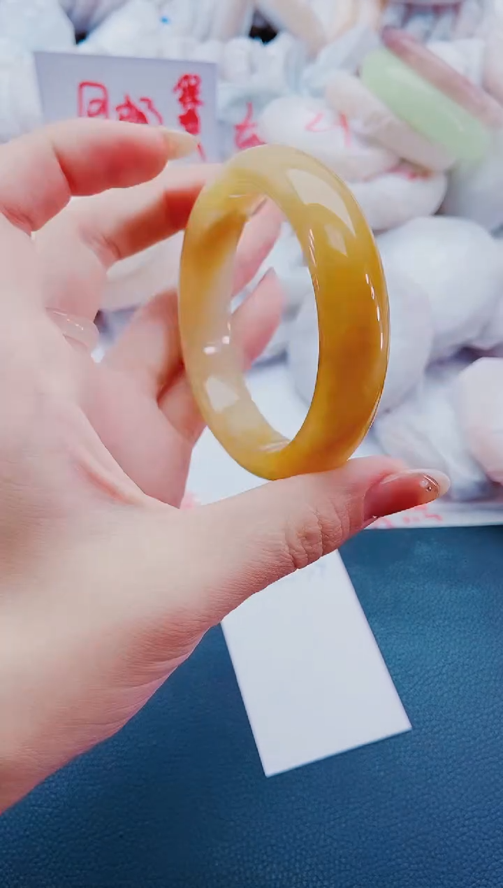 未镶嵌手镯石英质玉L134-59-60