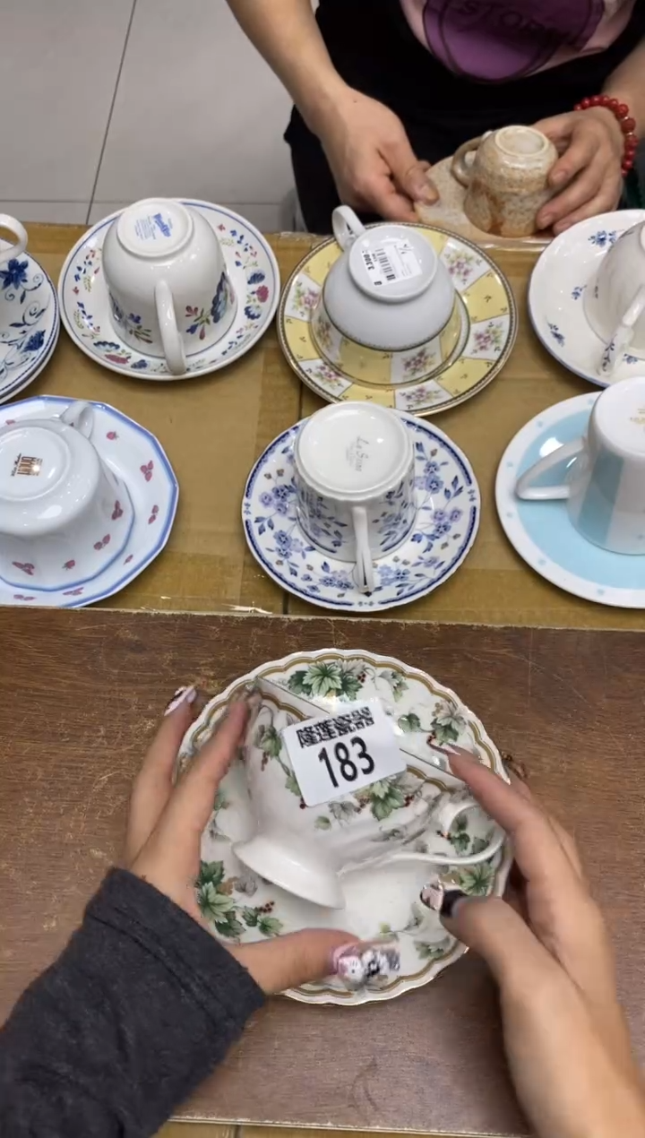 瓷片谷*隆莲瓷器欢迎大家