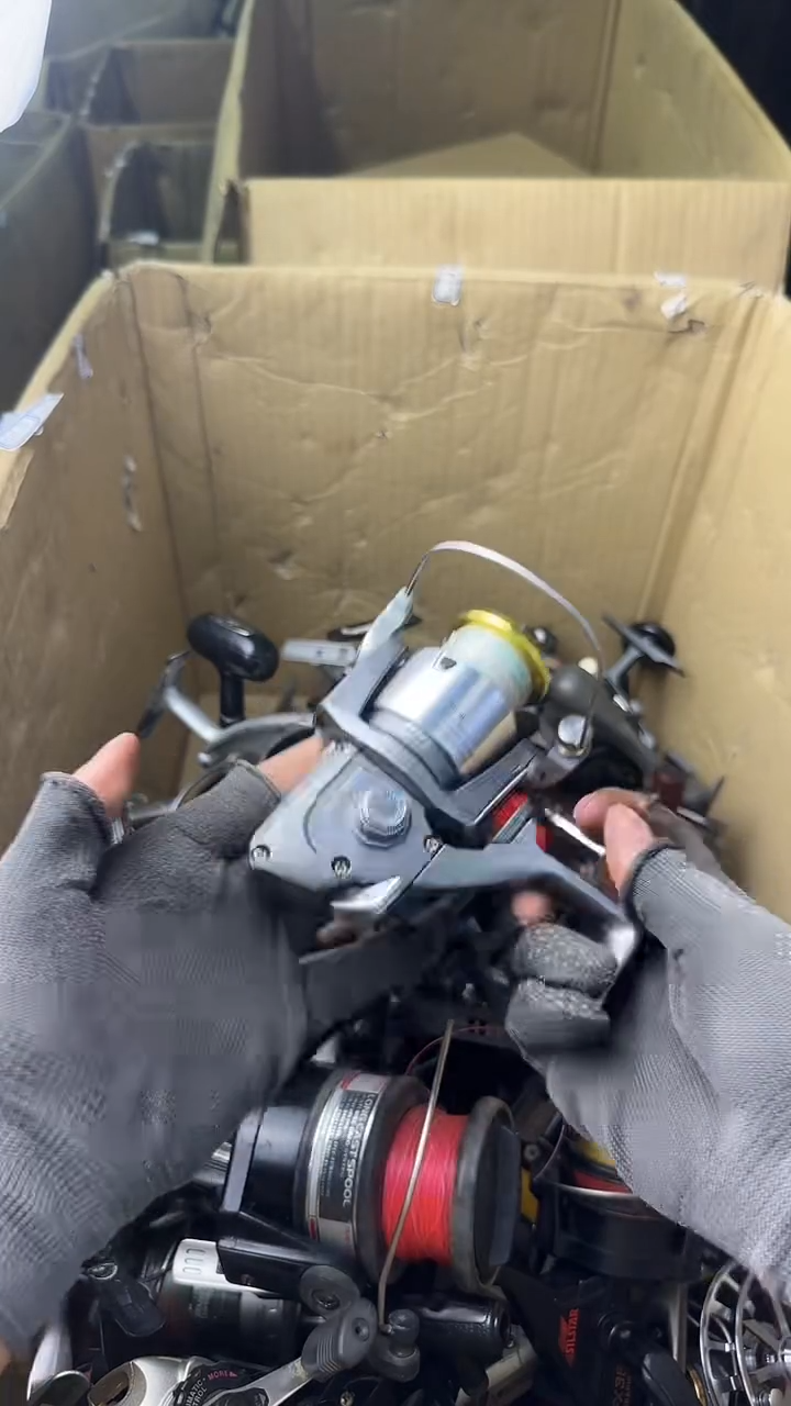 雅**布直播间讲解为准，看清楚再下单如有拆卸不退不换！微瑕