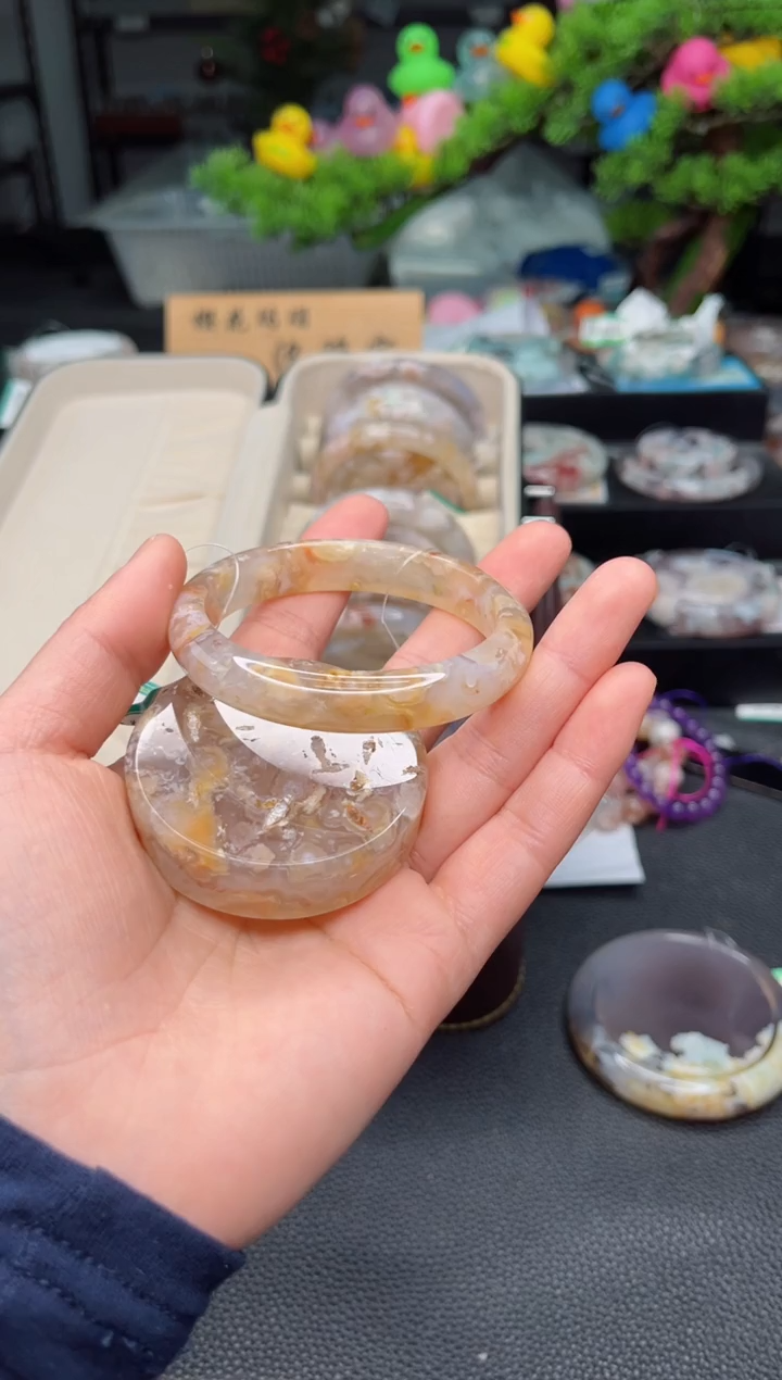 石英质玉未镶嵌手镯56圈口（赠品镯心）3321763