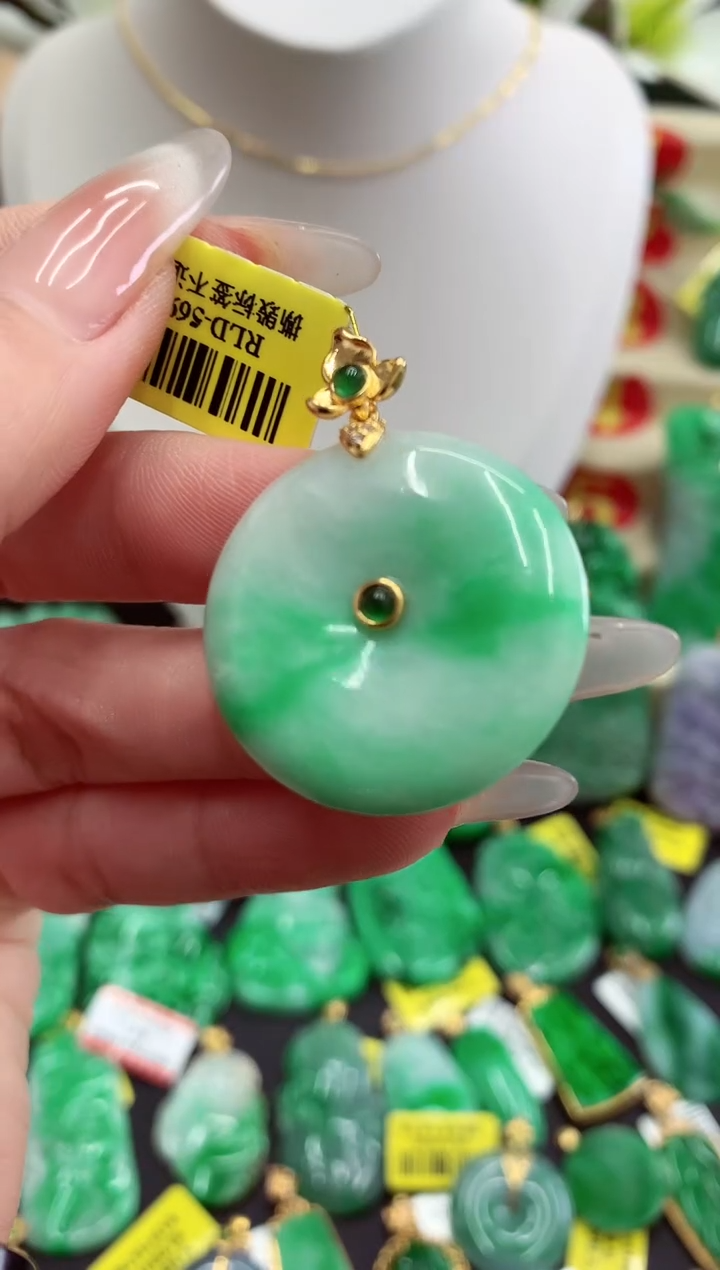 翡翠18K金镶嵌吊坠(不含链)挂件