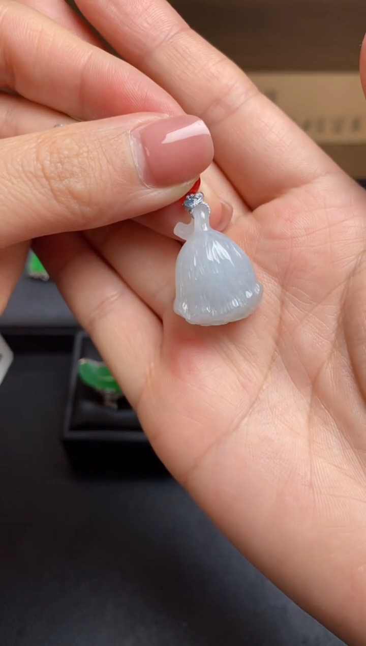 【闪购商品】翡翠颈饰未镶嵌翡翠