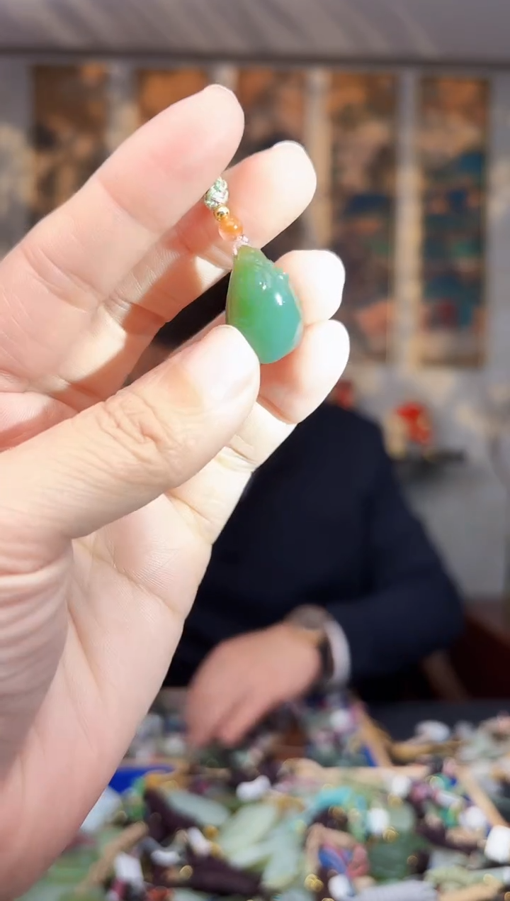 【闪购商品】和田玉挂件未镶嵌拍一发一