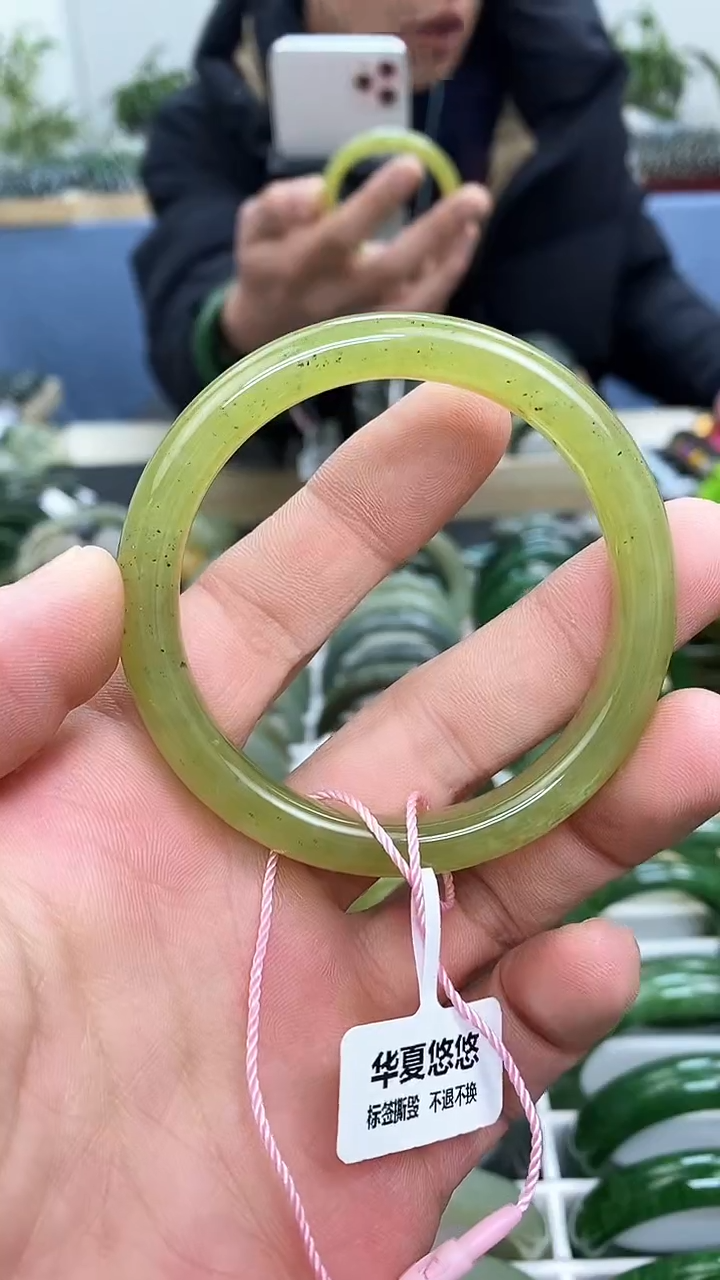 【闪购商品】和田玉手镯银S925镶嵌53