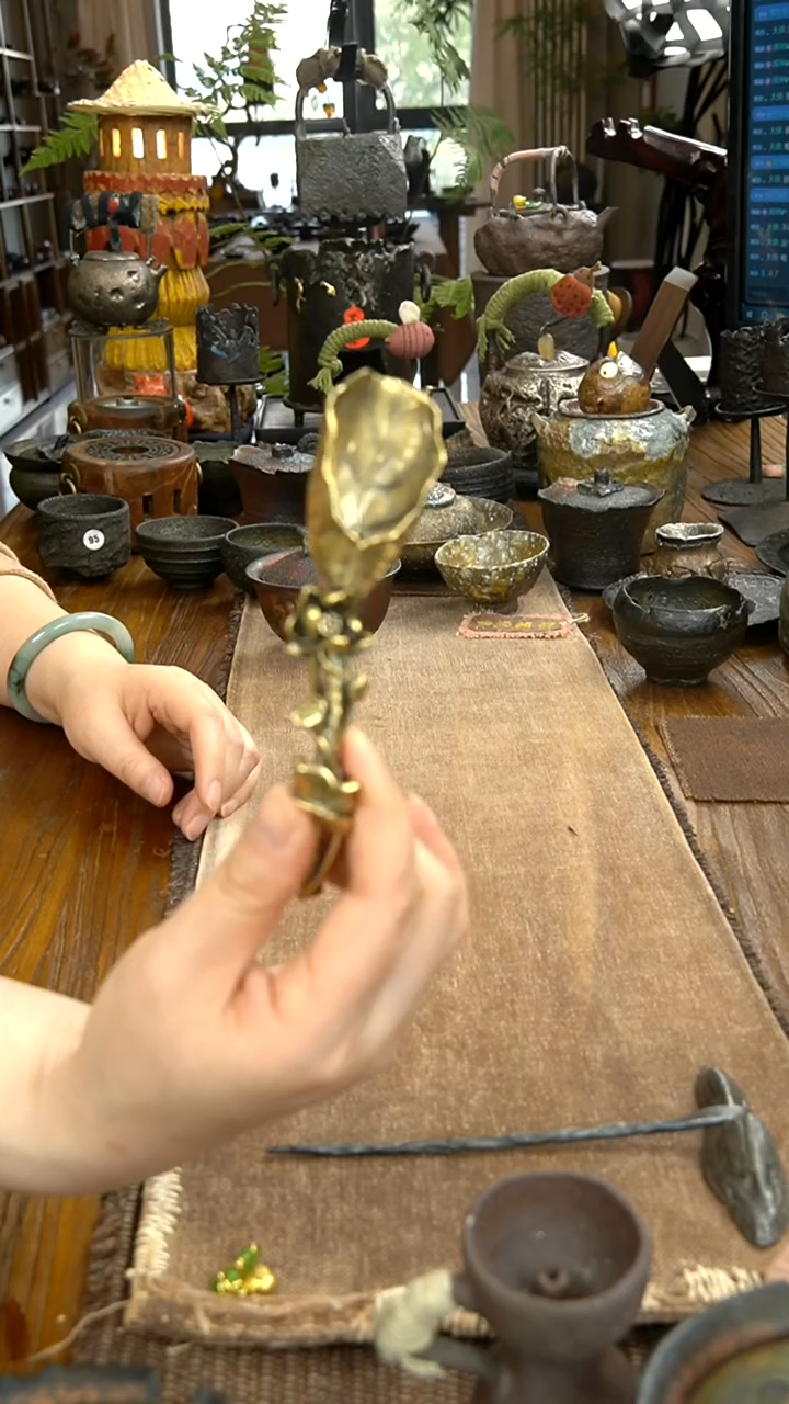 铜荷花茶铲。。。。。