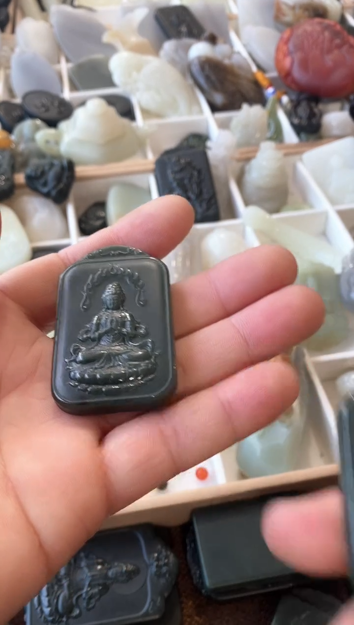 【闪购商品】和田玉吊坠(不含链)未镶嵌观音