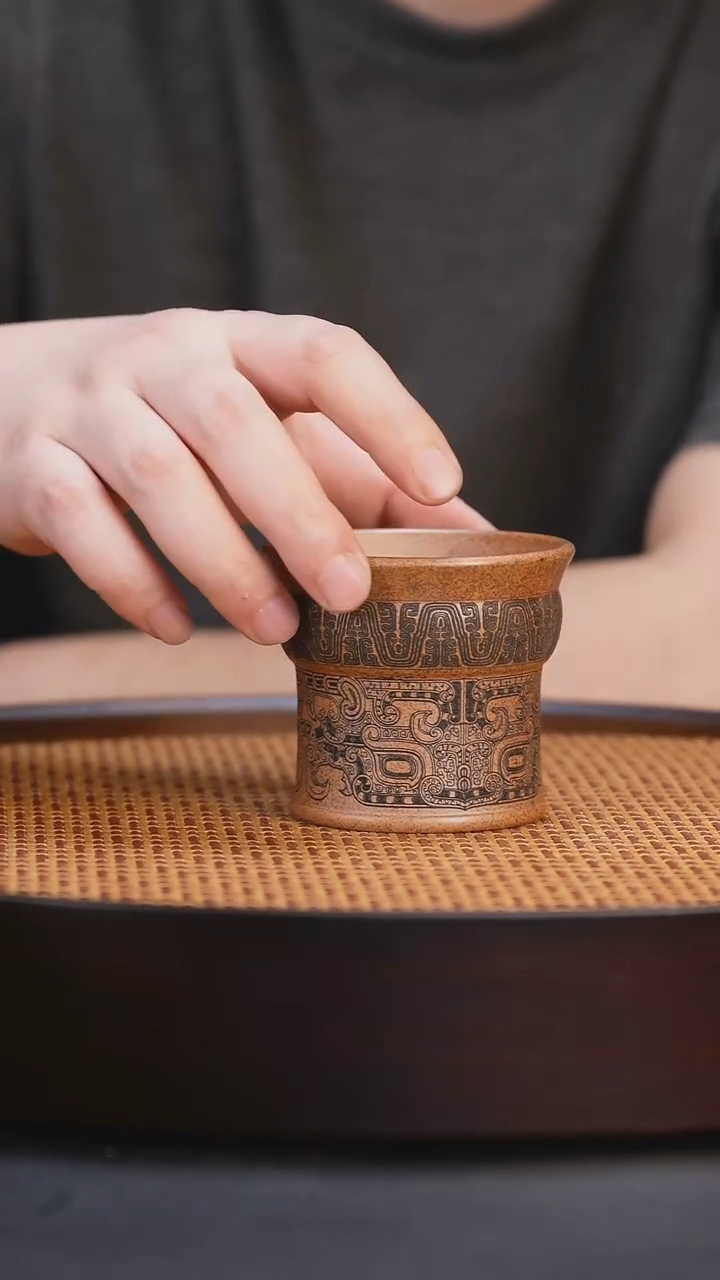 宜兴全手工紫砂杯