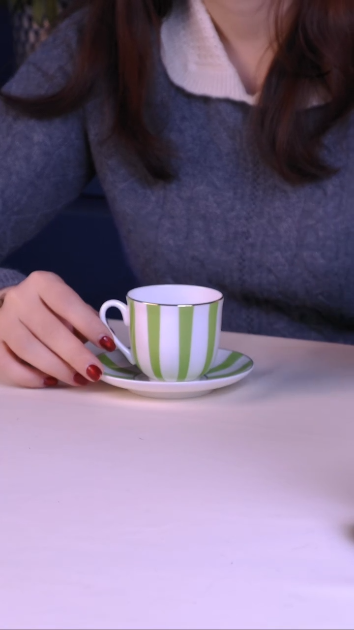 每天早上六点（条纹）