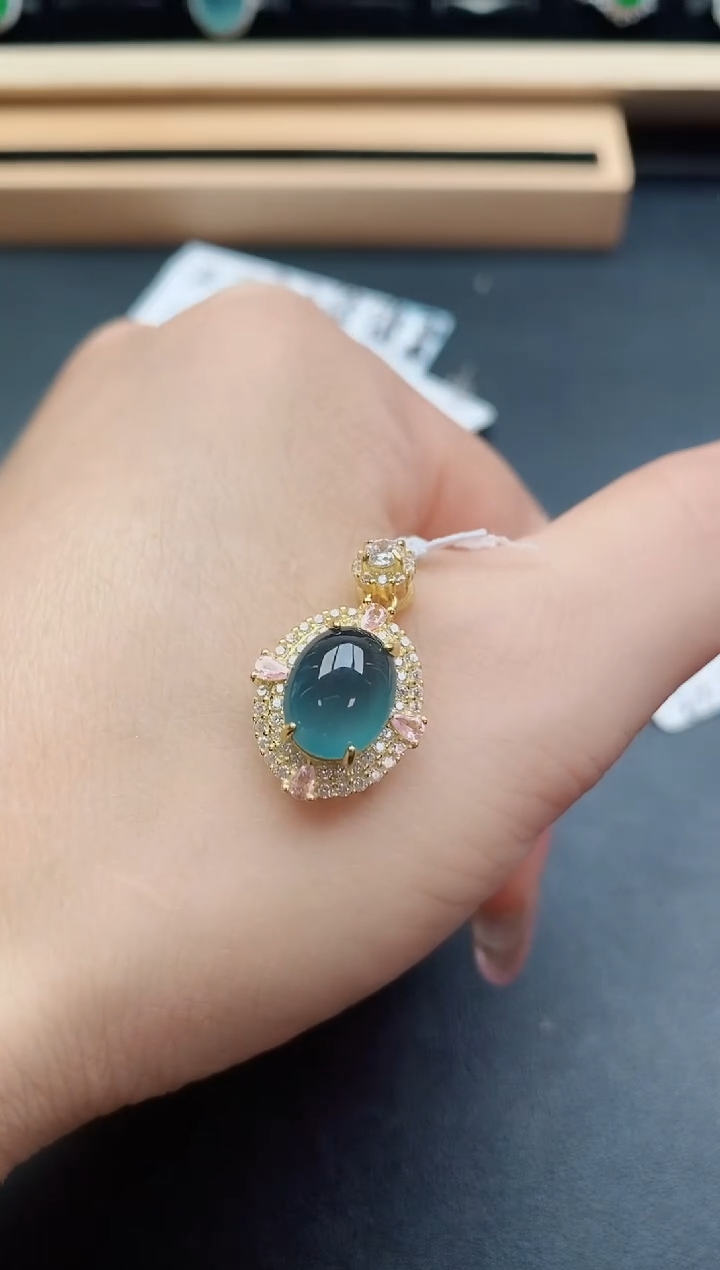 翡翠银S925镶嵌吊坠(赠链)80000