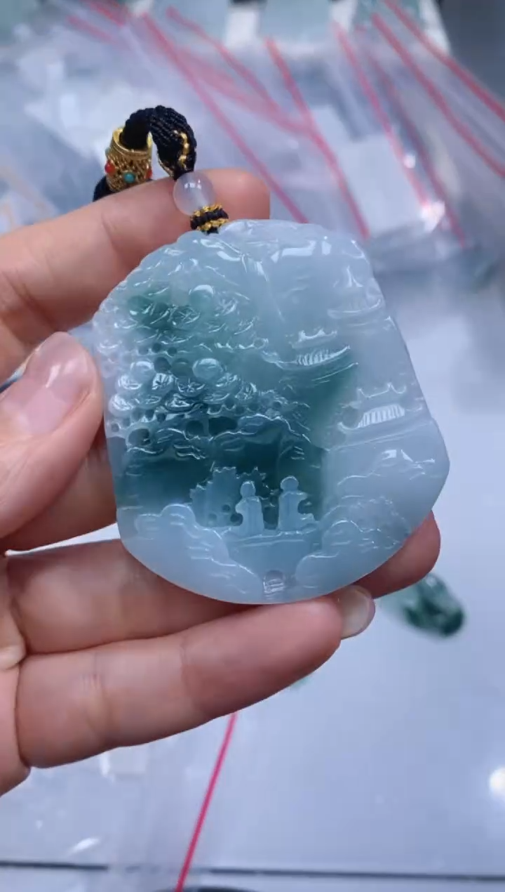 颈饰未镶嵌翡翠吊坠