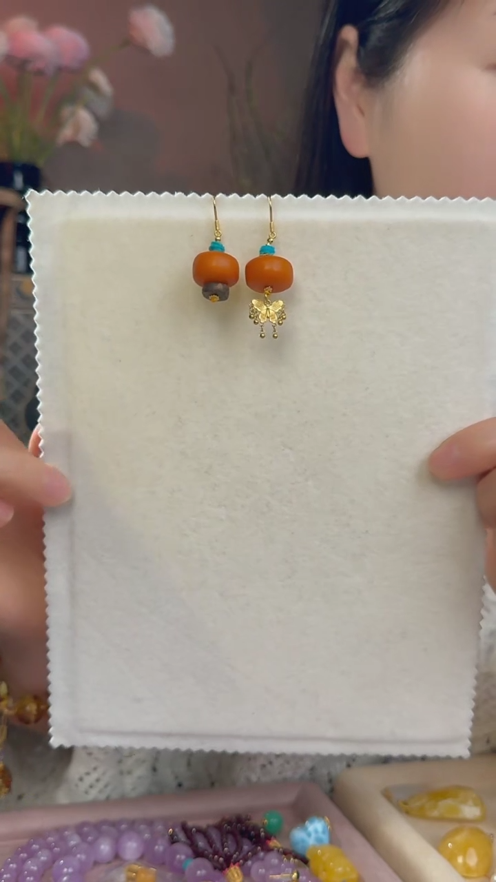 【闪购商品】蜜蜡耳坠18K金镶嵌天然蜜蜡耳坠