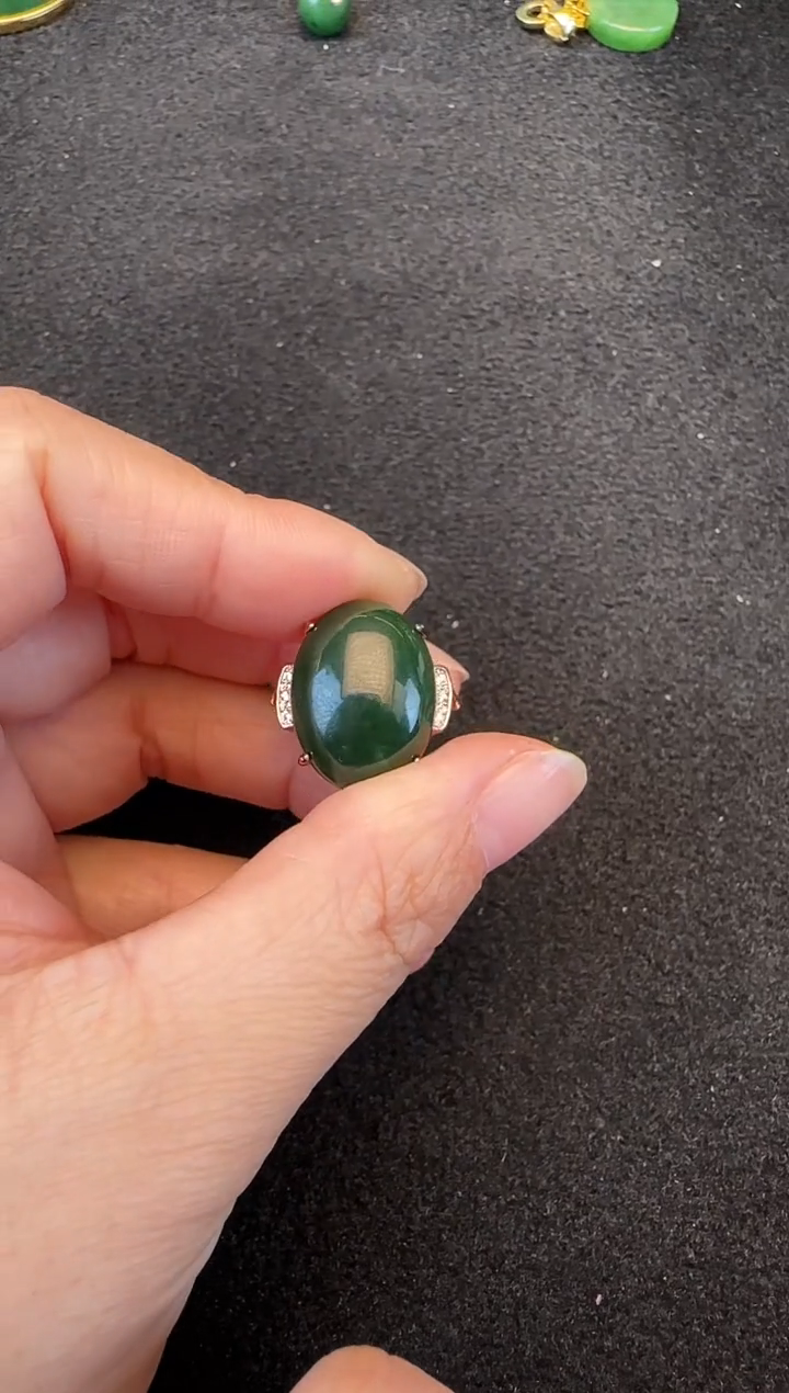 未镶嵌戒指和田玉卡20