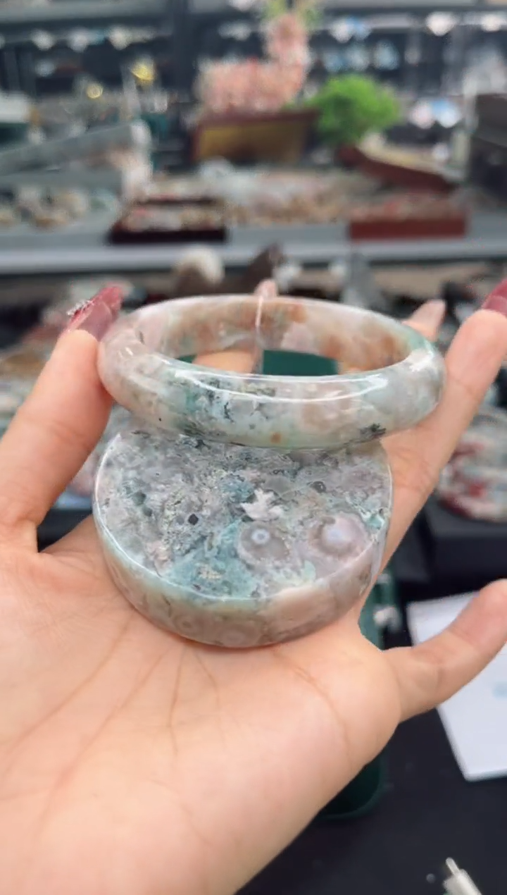 【闪购商品】石英质玉手镯未镶嵌60圈口（赠品镯心）6541675