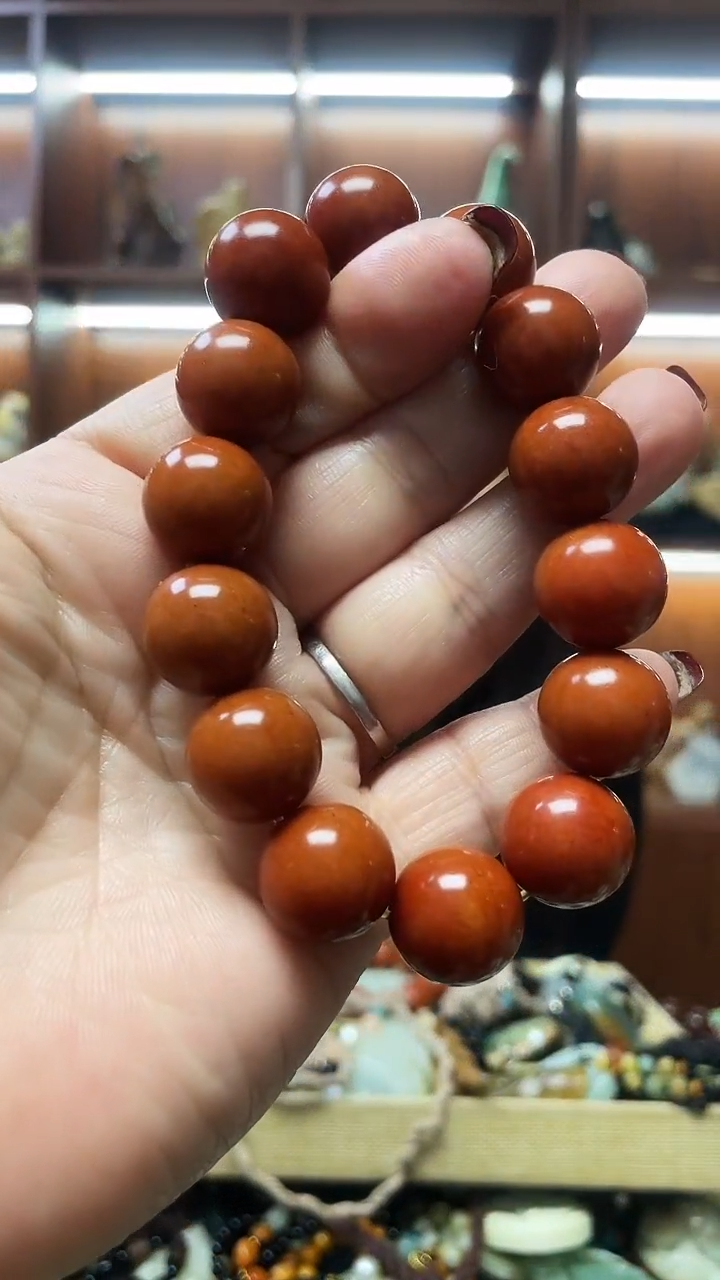 未镶嵌蛇纹石玉手串     +16